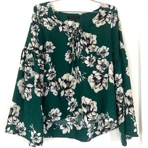 Anthropologie Sanctuary green floral bell sleeve blouse shirt size medium